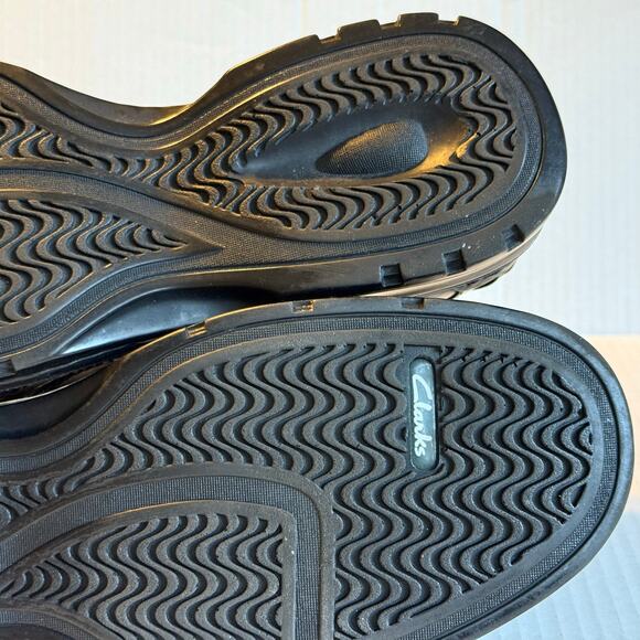 Clarks Black Leather Slip On Comfort Shoes 11M Men’s Casual Work Loafers - Picture 4 of 11